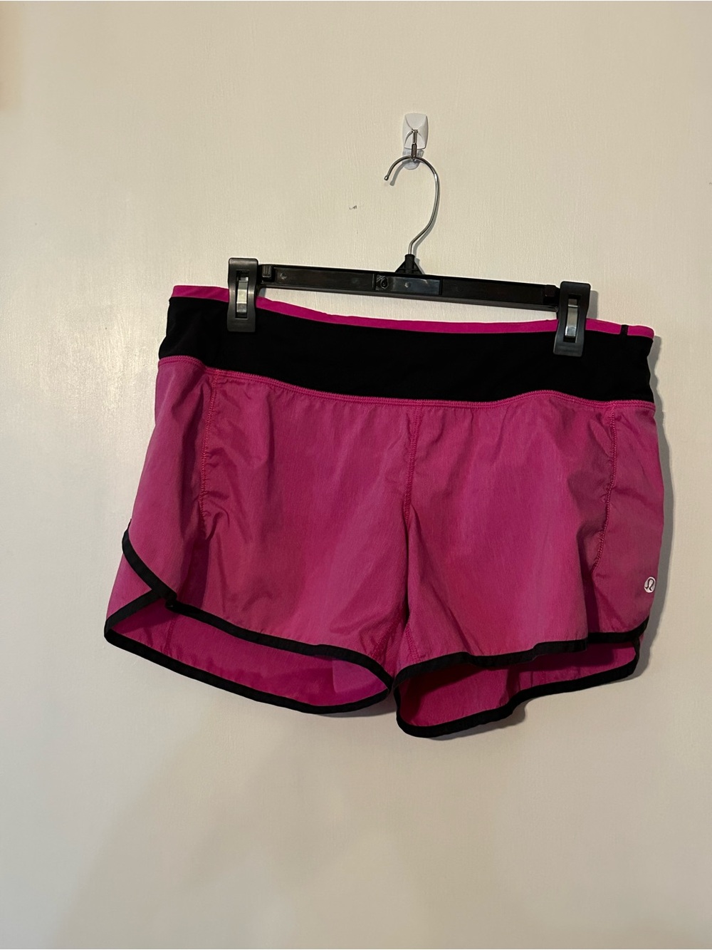 Lululemon Women’s Pink Athletic Shorts size 8 activewear running summer